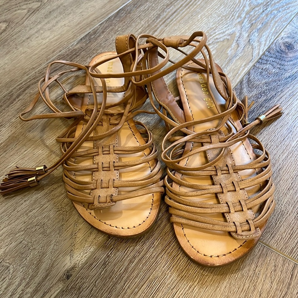 Madden Girl sandals- tan size 9